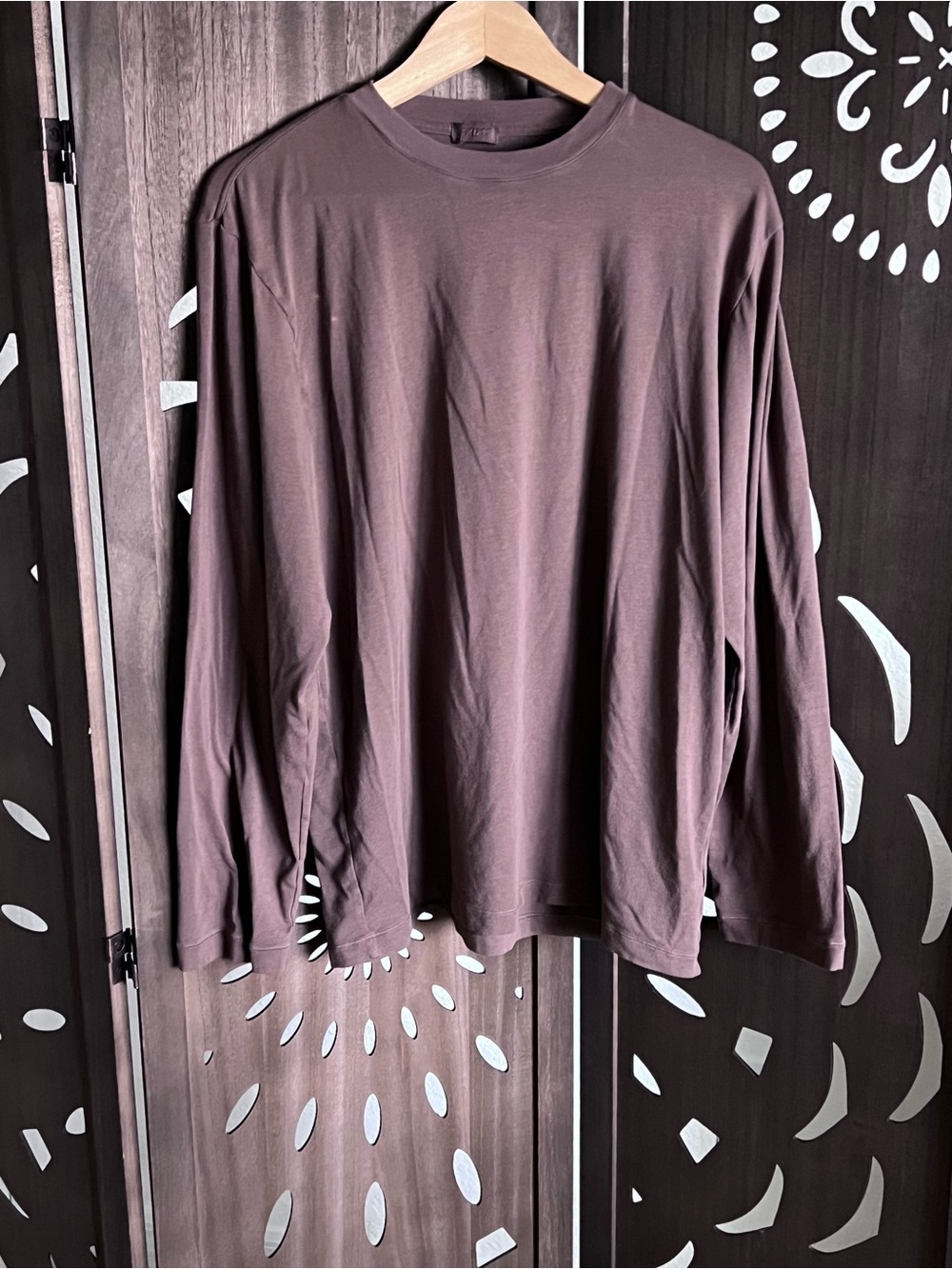 SKIMS Women's Long-Sleeve Crew in Brown